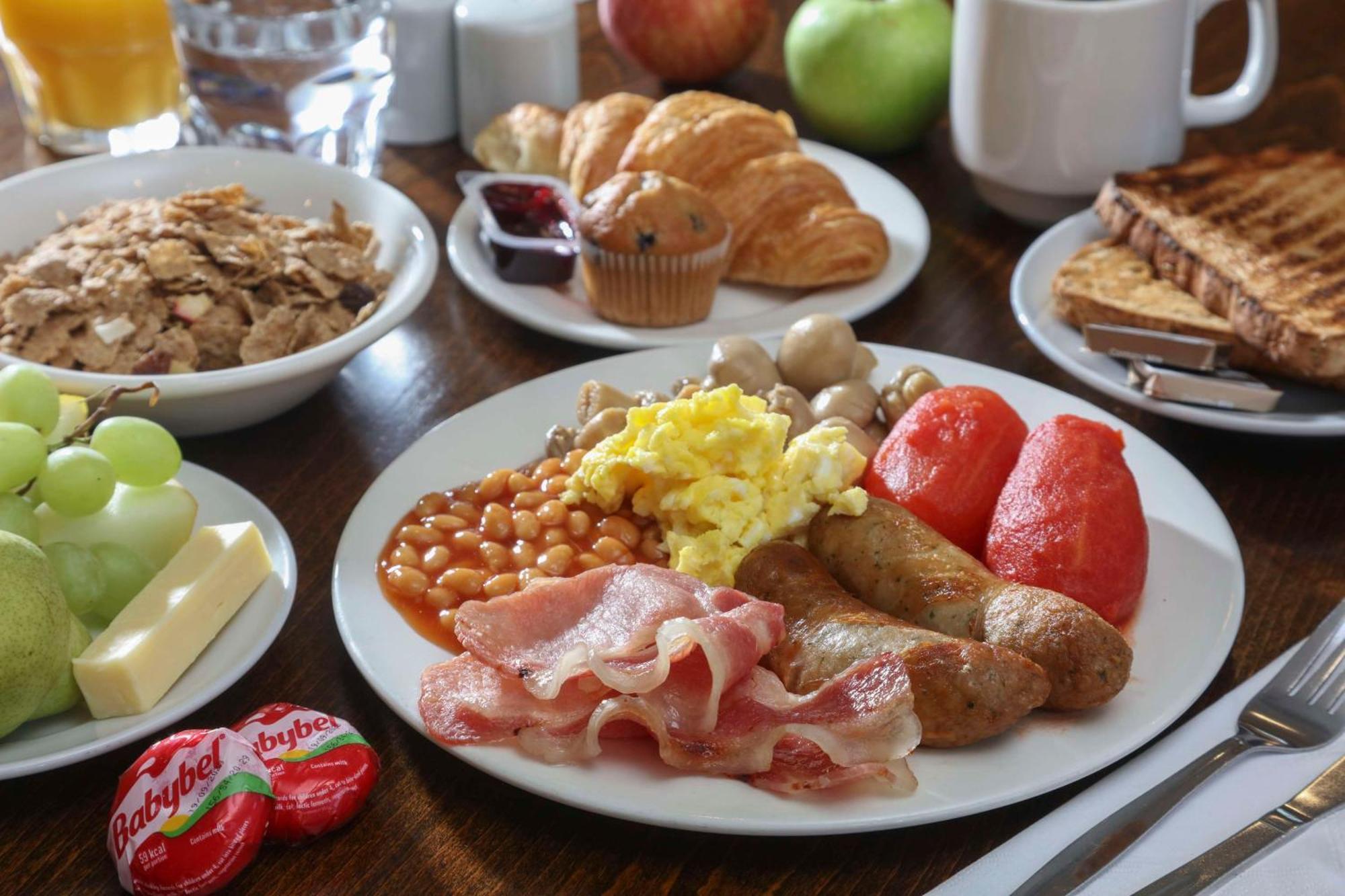 Best Western Pontypool Metro Hotel ภายนอก รูปภาพ