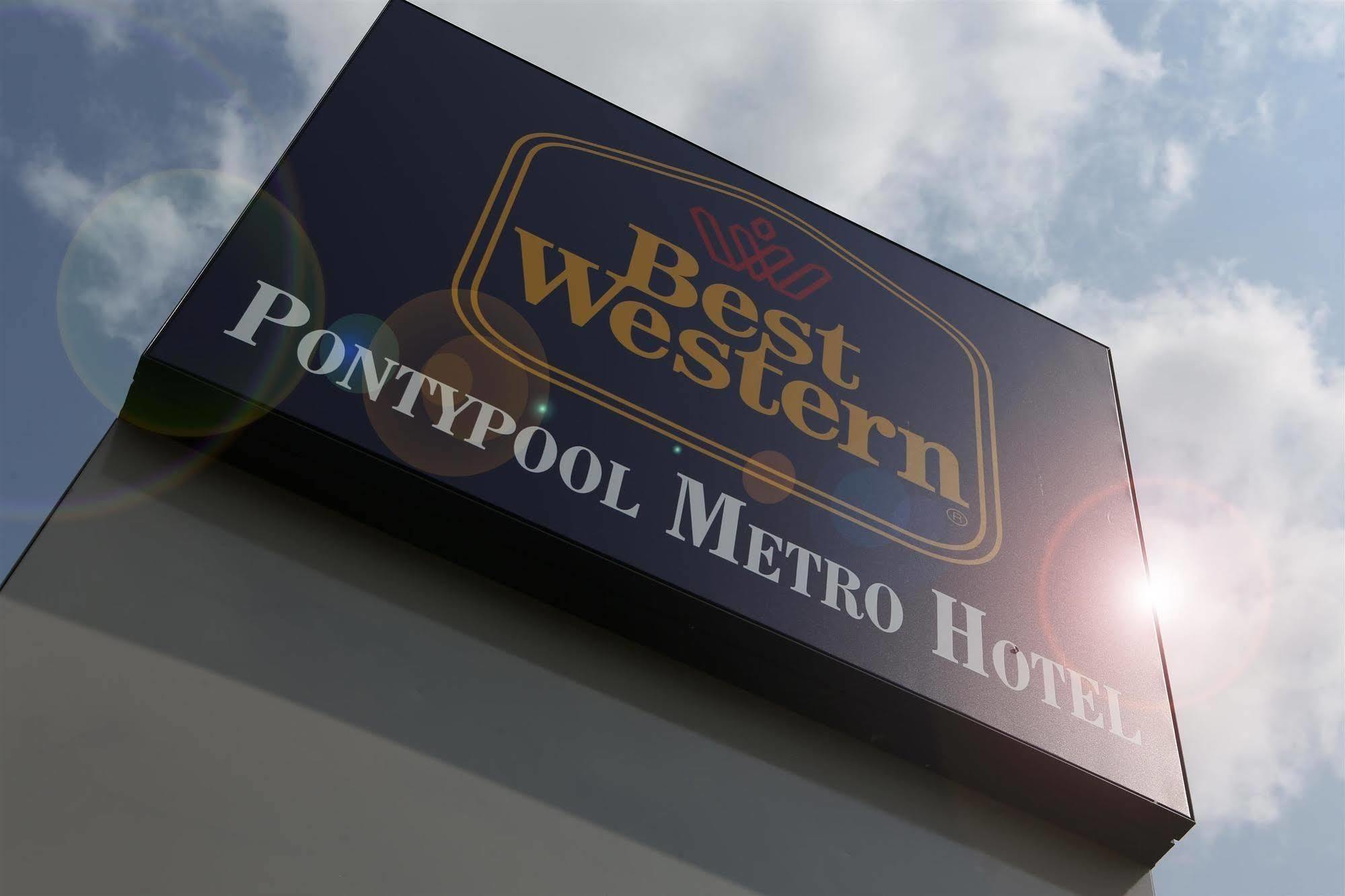 Best Western Pontypool Metro Hotel ภายนอก รูปภาพ