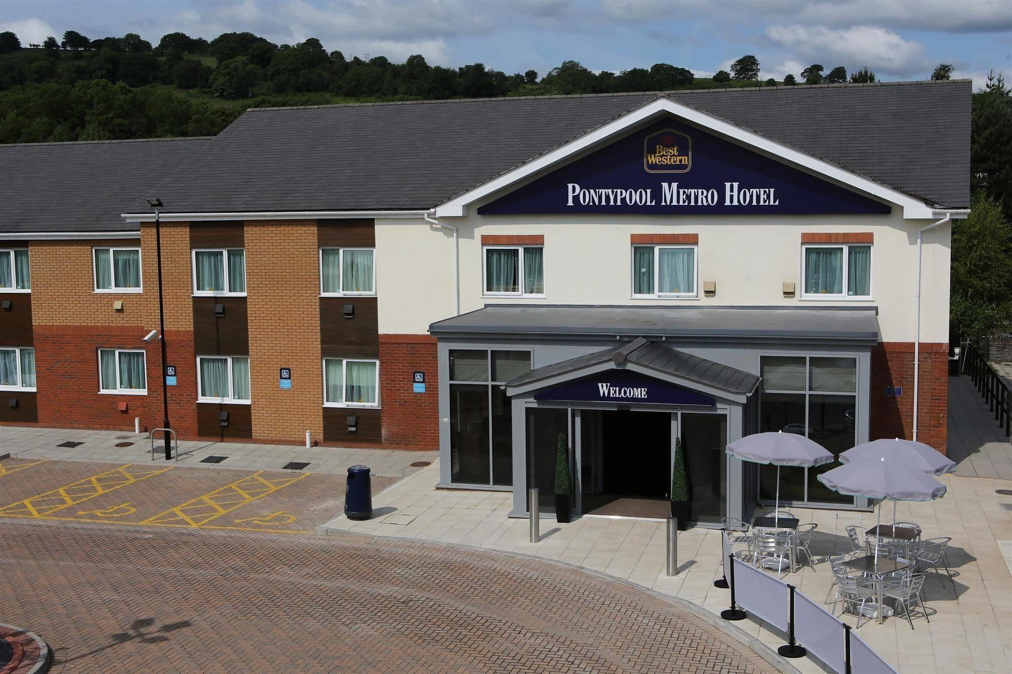 Best Western Pontypool Metro Hotel ภายนอก รูปภาพ